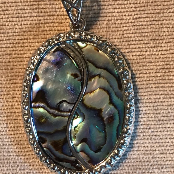 Jewelry - Abalone pendant. New in bag.
